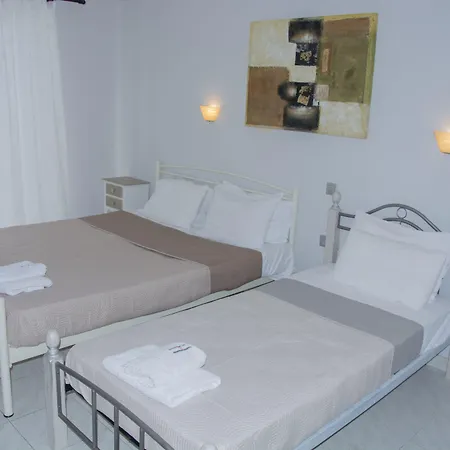 George House Apartment *